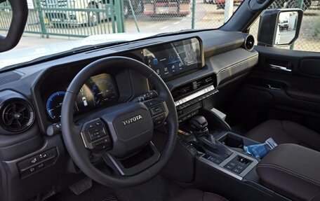 Toyota Land Cruiser Prado, 2025 год, 10 076 000 рублей, 25 фотография