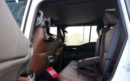 Toyota Land Cruiser Prado, 2025 год, 10 076 000 рублей, 19 фотография
