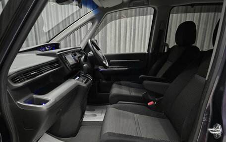 Honda Stepwgn IV, 2016 год, 1 749 000 рублей, 14 фотография