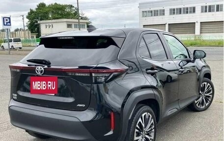 Toyota Yaris Cross, 2022 год, 1 560 000 рублей, 2 фотография