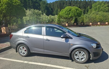 Chevrolet Aveo III, 2012 год, 799 999 рублей, 3 фотография