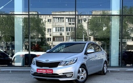 KIA Rio III рестайлинг, 2015 год, 925 000 рублей, 1 фотография