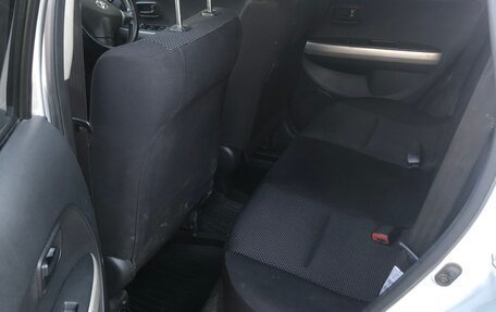 Toyota Ist II, 2003 год, 497 000 рублей, 5 фотография