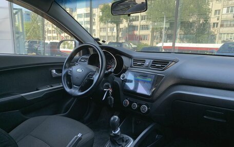 KIA Rio III рестайлинг, 2015 год, 925 000 рублей, 9 фотография