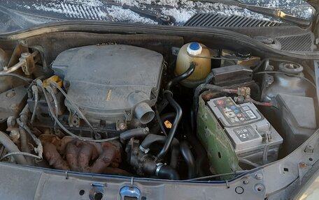 Renault Symbol I, 2004 год, 50 000 рублей, 4 фотография