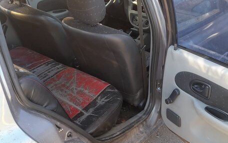 Renault Symbol I, 2004 год, 50 000 рублей, 9 фотография