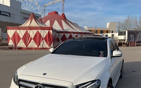 Mercedes-Benz E-Класс, 2016 год, 3 050 000 рублей, 2 фотография