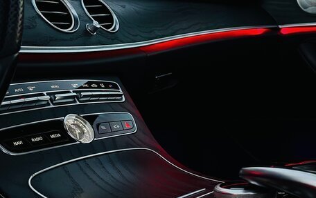 Mercedes-Benz E-Класс, 2016 год, 3 050 000 рублей, 3 фотография