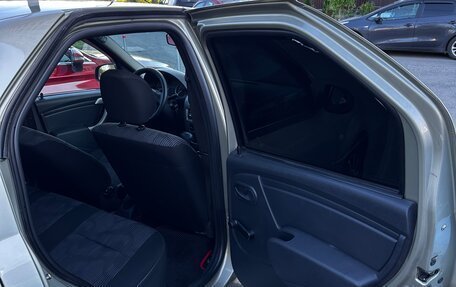 Renault Logan I, 2015 год, 750 000 рублей, 15 фотография