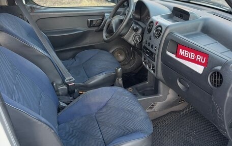 Peugeot Partner II рестайлинг 2, 2010 год, 440 000 рублей, 9 фотография