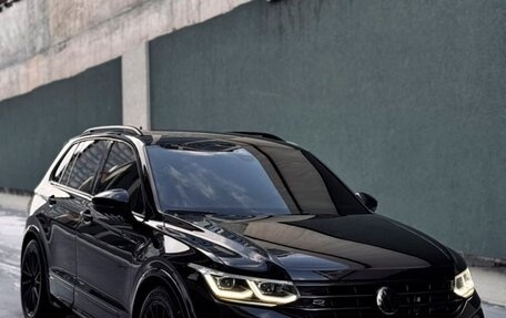 Volkswagen Tiguan II, 2023 год, 2 700 000 рублей, 2 фотография