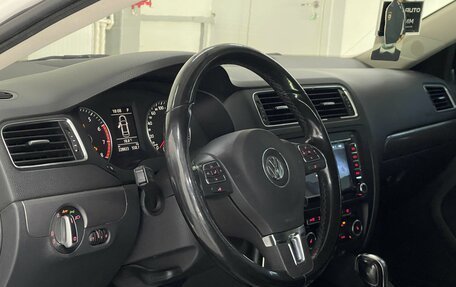 Volkswagen Jetta VI, 2011 год, 1 159 000 рублей, 8 фотография