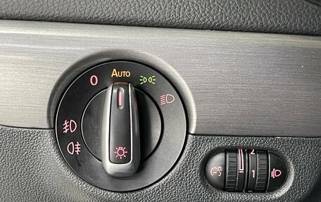Volkswagen Jetta VI, 2011 год, 1 159 000 рублей, 16 фотография