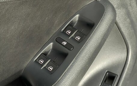 Volkswagen Jetta VI, 2011 год, 1 159 000 рублей, 19 фотография