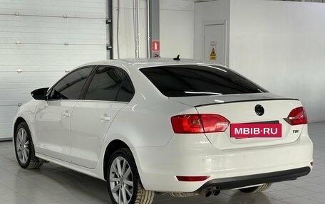 Volkswagen Jetta VI, 2011 год, 1 159 000 рублей, 6 фотография