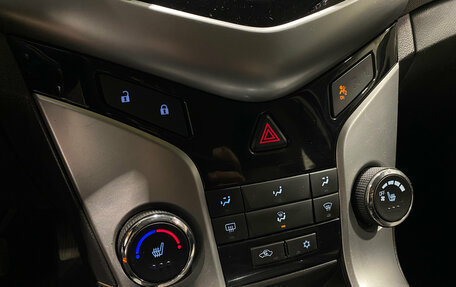 Chevrolet Cruze II, 2012 год, 969 000 рублей, 13 фотография