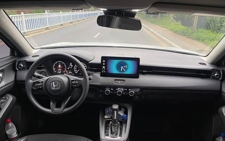 Honda Vezel, 2023 год, 1 373 000 рублей, 9 фотография