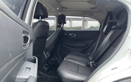Honda Vezel, 2023 год, 1 373 000 рублей, 13 фотография