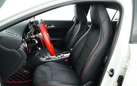 Mercedes-Benz GLA AMG, 2015 год, 3 255 046 рублей, 13 фотография