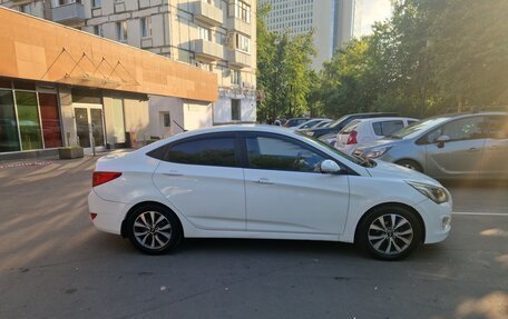 Hyundai Solaris II рестайлинг, 2016 год, 850 000 рублей, 4 фотография