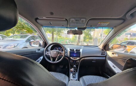Hyundai Solaris II рестайлинг, 2016 год, 850 000 рублей, 18 фотография