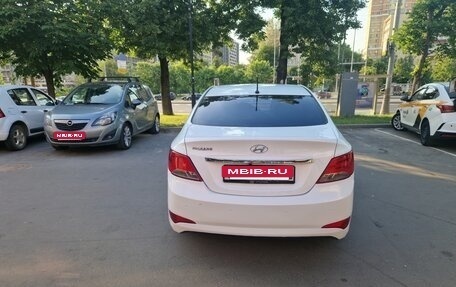 Hyundai Solaris II рестайлинг, 2016 год, 850 000 рублей, 3 фотография