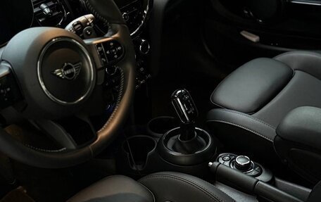 MINI Hatch, 2023 год, 3 750 000 рублей, 13 фотография