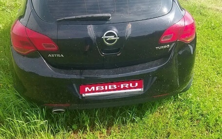 Opel Astra J, 2011 год, 200 000 рублей, 4 фотография