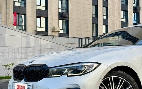 BMW 3 серия, 2019 год, 3 300 000 рублей, 2 фотография