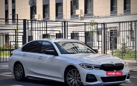 BMW 3 серия, 2019 год, 3 300 000 рублей, 6 фотография