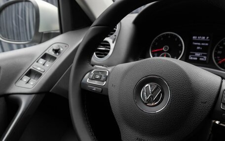Volkswagen Tiguan I, 2011 год, 1 489 000 рублей, 13 фотография