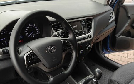 Hyundai Solaris II рестайлинг, 2017 год, 1 077 000 рублей, 21 фотография