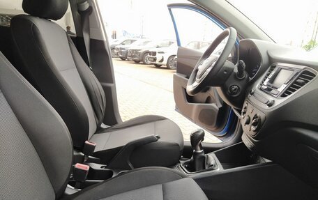 Hyundai Solaris II рестайлинг, 2017 год, 1 077 000 рублей, 24 фотография