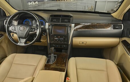 Toyota Camry, 2016 год, 1 789 000 рублей, 9 фотография