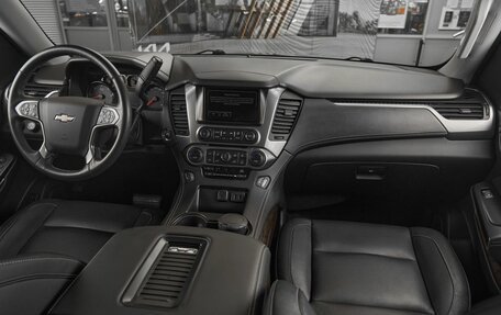 Chevrolet Tahoe IV, 2016 год, 3 999 000 рублей, 10 фотография