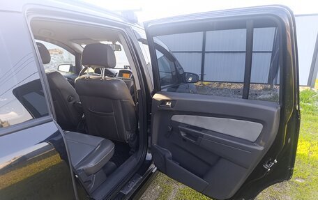 Opel Zafira B, 2006 год, 450 000 рублей, 16 фотография