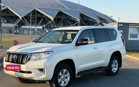 Toyota Land Cruiser Prado 150 рестайлинг 2, 2018 год, 4 100 000 рублей, 5 фотография