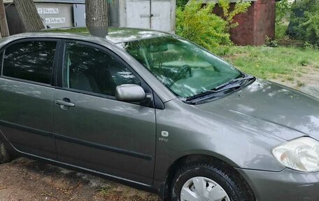 Toyota Corolla, 2004 год, 540 000 рублей, 2 фотография