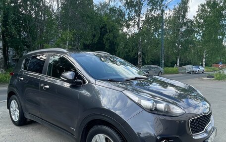 KIA Sportage IV рестайлинг, 2018 год, 1 900 000 рублей, 3 фотография