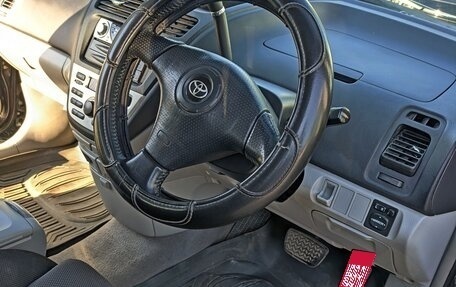 Toyota Opa I рестайлинг, 2001 год, 530 000 рублей, 9 фотография