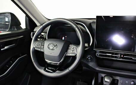 Toyota Highlander, 2026 год, 5 690 000 рублей, 13 фотография