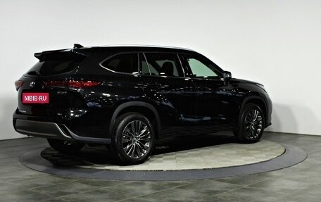 Toyota Highlander, 2026 год, 5 690 000 рублей, 5 фотография