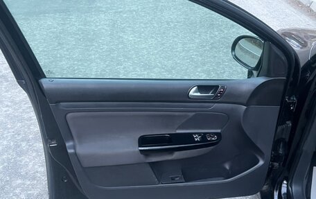 Volkswagen Golf V, 2005 год, 450 000 рублей, 20 фотография