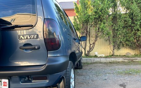 Chevrolet Niva I рестайлинг, 2008 год, 490 000 рублей, 21 фотография