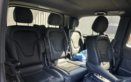 Mercedes-Benz V-Класс, 2019 год, 4 790 000 рублей, 8 фотография