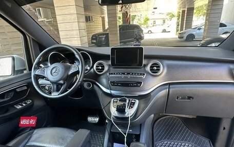 Mercedes-Benz V-Класс, 2019 год, 4 790 000 рублей, 9 фотография