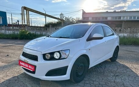 Chevrolet Aveo III, 2013 год, 515 000 рублей, 2 фотография