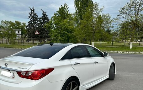 Hyundai Sonata VI, 2011 год, 1 400 000 рублей, 4 фотография