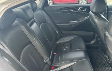 Hyundai Sonata VI, 2011 год, 1 400 000 рублей, 31 фотография