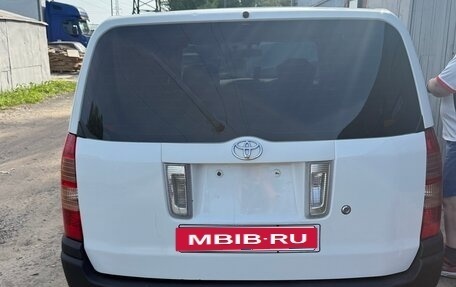 Toyota Succeed I рестайлинг, 2005 год, 525 000 рублей, 2 фотография